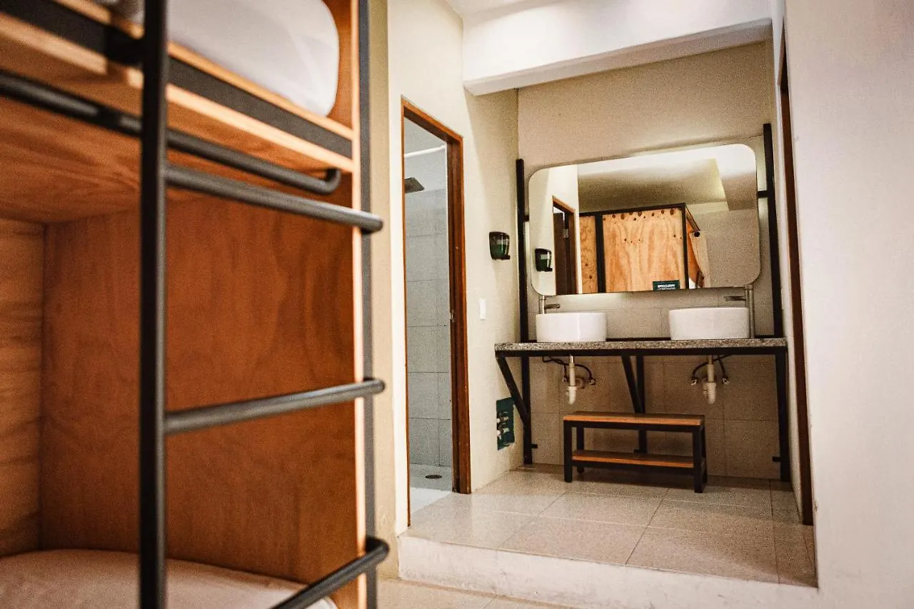 Albergue Nomads Hotel & Rooftop Pool Cancún